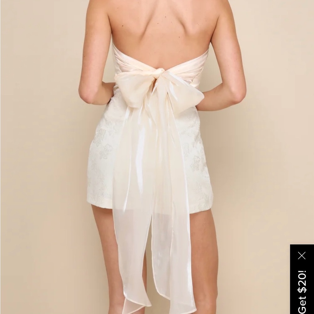 NWT Charming Ideal Ivory Jacquard Organza Strapless Tie-Back Romper - Picture 2 of 3